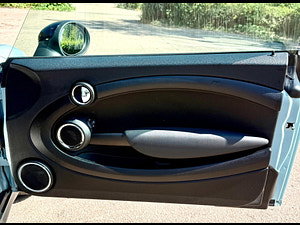 MINI Clubman thumbnail