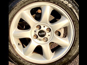 MINI Clubman thumbnail