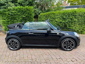 MINI Convertible thumbnail