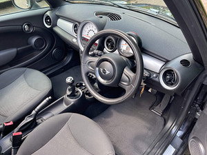 MINI Convertible thumbnail