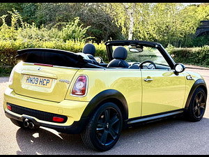 MINI Convertible thumbnail