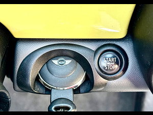 MINI Convertible thumbnail