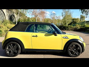 MINI Convertible thumbnail