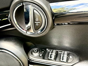 MINI Hatch thumbnail