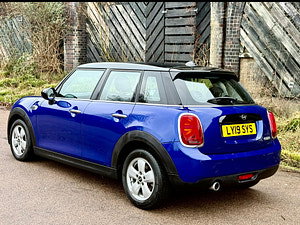 MINI Hatch thumbnail