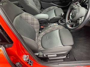 MINI Hatch thumbnail