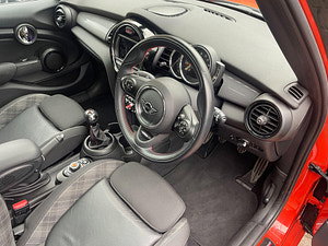 MINI Hatch thumbnail