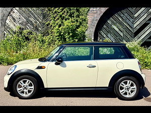MINI Hatch thumbnail