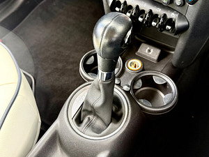 MINI Hatch thumbnail