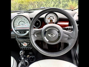 MINI Hatch thumbnail