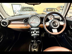 MINI Hatch thumbnail