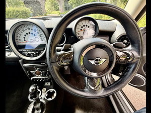 MINI Hatch thumbnail
