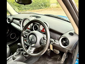 MINI Hatch thumbnail