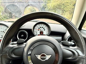 MINI Hatch thumbnail