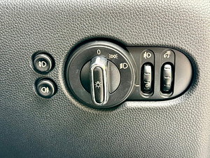 MINI Hatch thumbnail