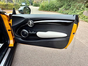 MINI Hatch thumbnail