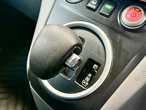 Nissan e-NV200 thumbnail