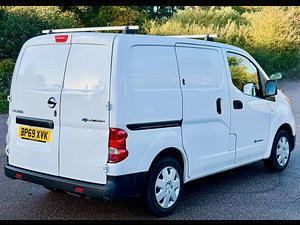 Nissan e-NV200 thumbnail