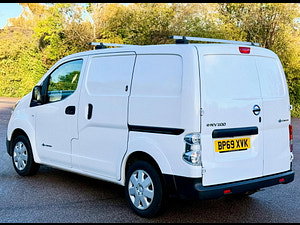 Nissan e-NV200 thumbnail