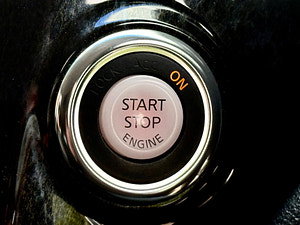 Nissan Elgrand thumbnail
