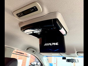 Nissan Elgrand thumbnail