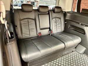 Nissan Elgrand thumbnail
