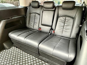Nissan Elgrand thumbnail