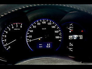 Nissan Elgrand thumbnail