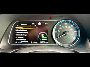 Nissan Leaf thumbnail
