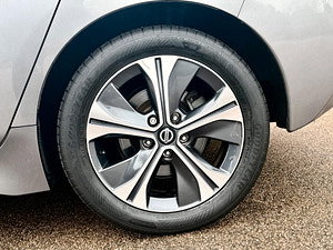 Nissan Leaf thumbnail