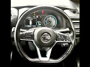 Nissan Leaf thumbnail