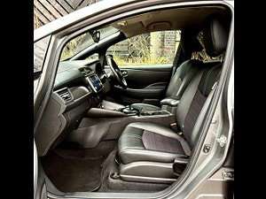 Nissan Leaf thumbnail