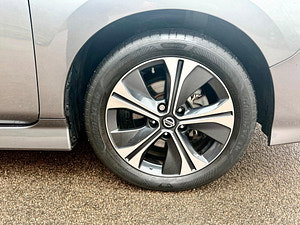 Nissan Leaf thumbnail