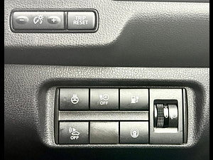 Nissan Leaf thumbnail