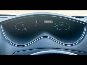 Nissan Serena thumbnail