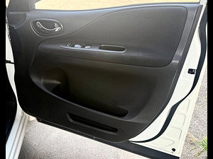 Nissan Serena thumbnail