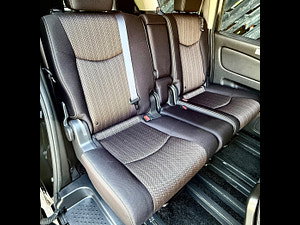 Nissan Serena thumbnail