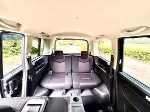 Nissan Serena thumbnail