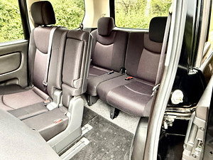 Nissan Serena thumbnail