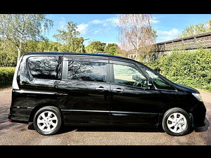 Nissan Serena thumbnail