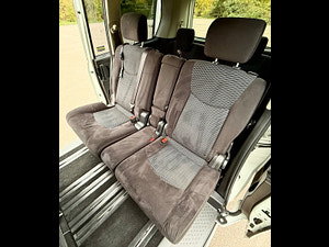 Nissan Serena thumbnail