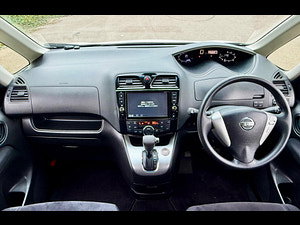 Nissan Serena thumbnail