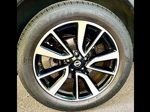 Nissan X-Trail thumbnail