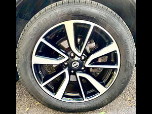 Nissan X-Trail thumbnail