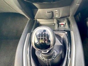 Nissan X-Trail thumbnail