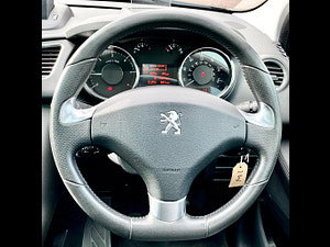 Peugeot 3008 thumbnail