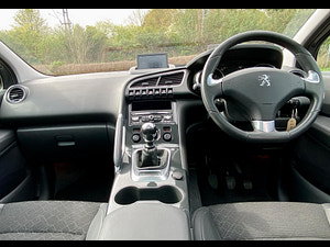 Peugeot 3008 thumbnail