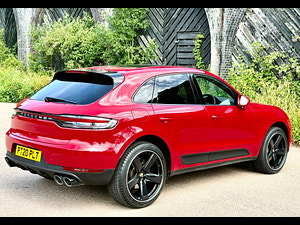 Porsche Macan thumbnail