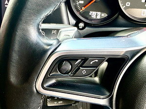 Porsche Macan thumbnail