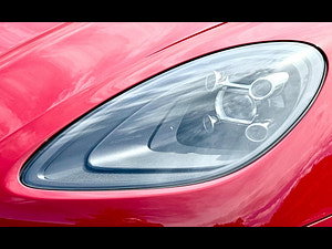 Porsche Macan thumbnail